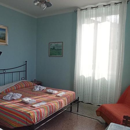 Au Cavettu B&B ヴァラッツェ エクステリア 写真