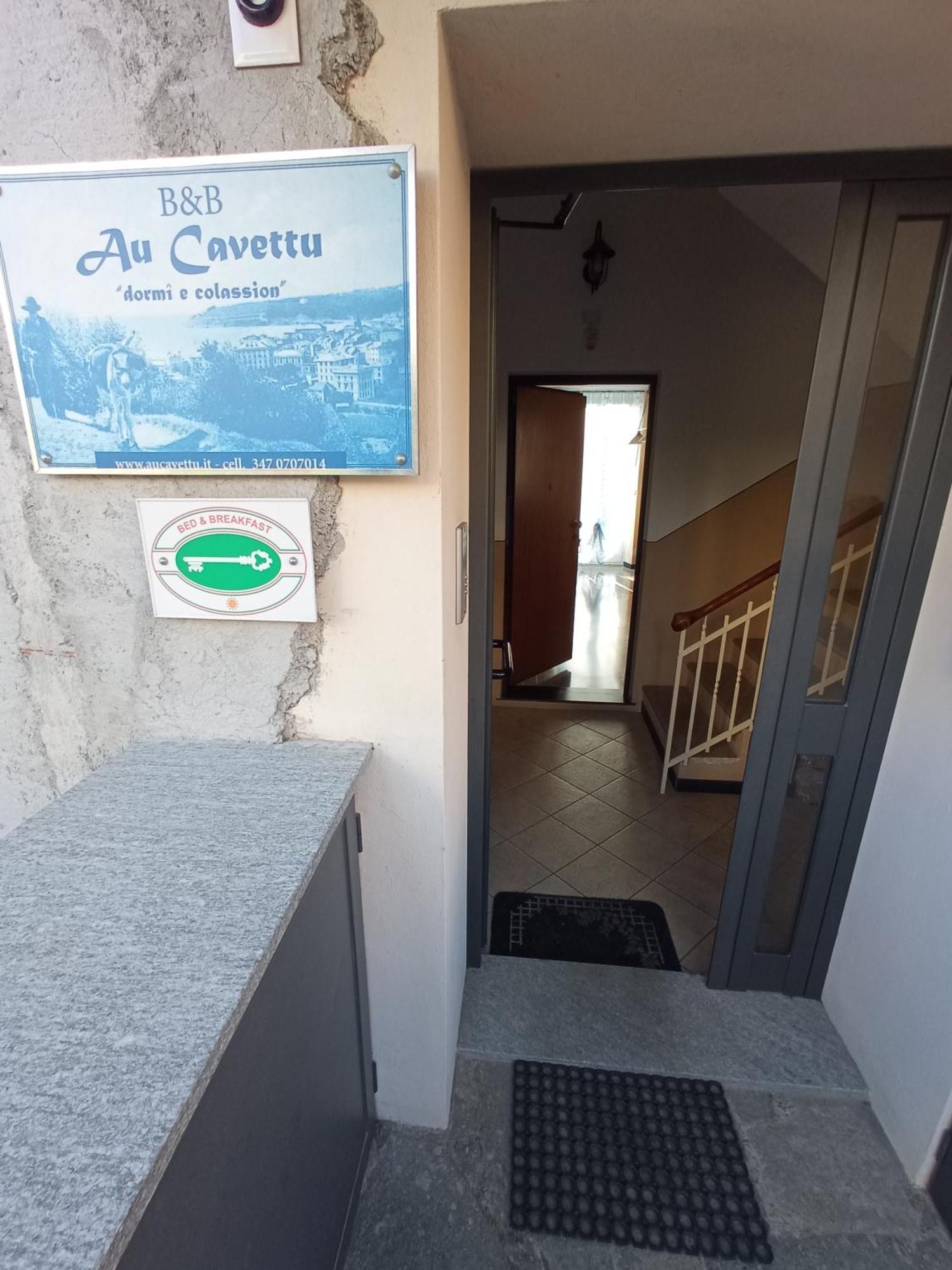 Au Cavettu B&B ヴァラッツェ エクステリア 写真