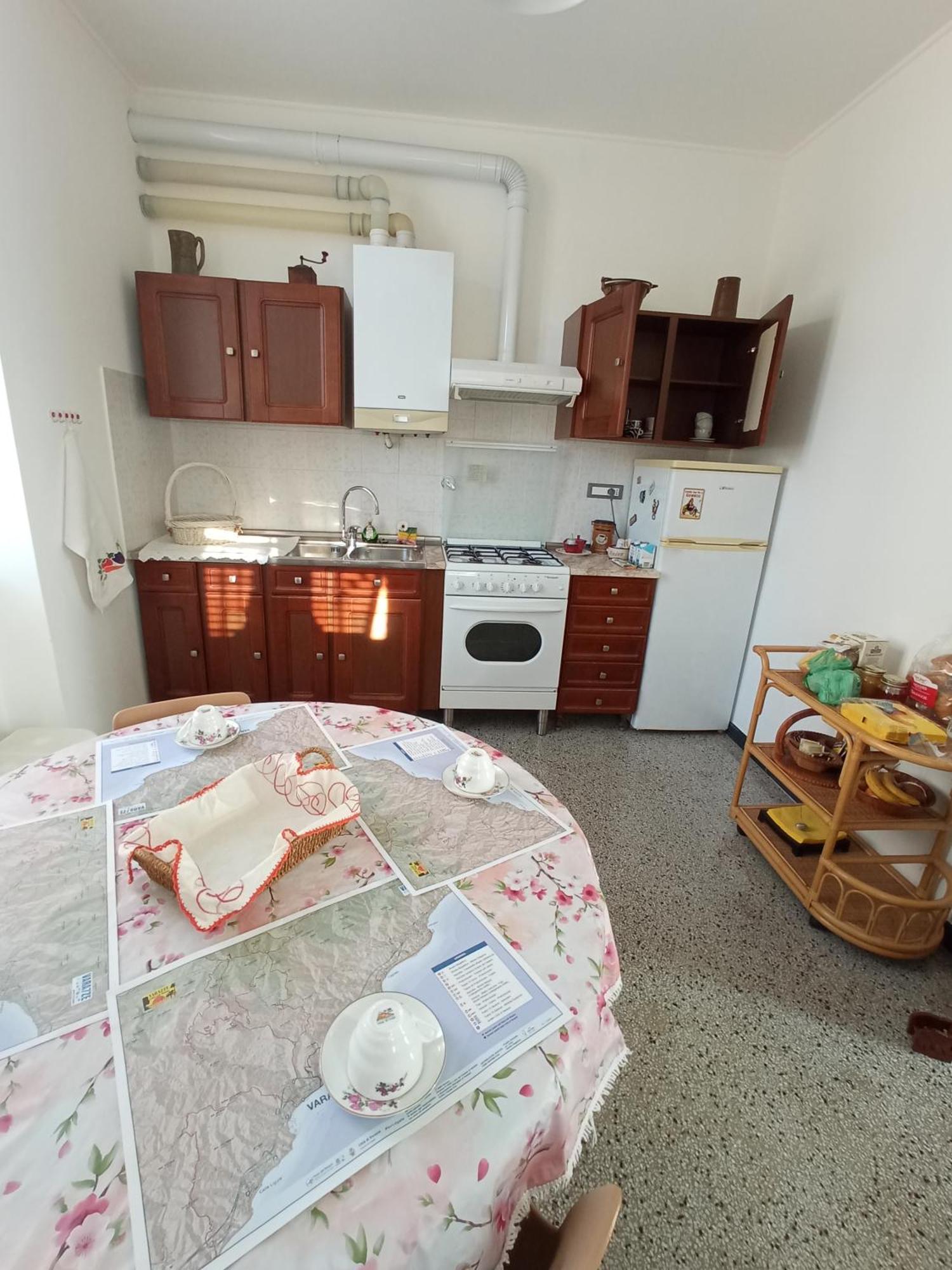 Au Cavettu B&B ヴァラッツェ エクステリア 写真