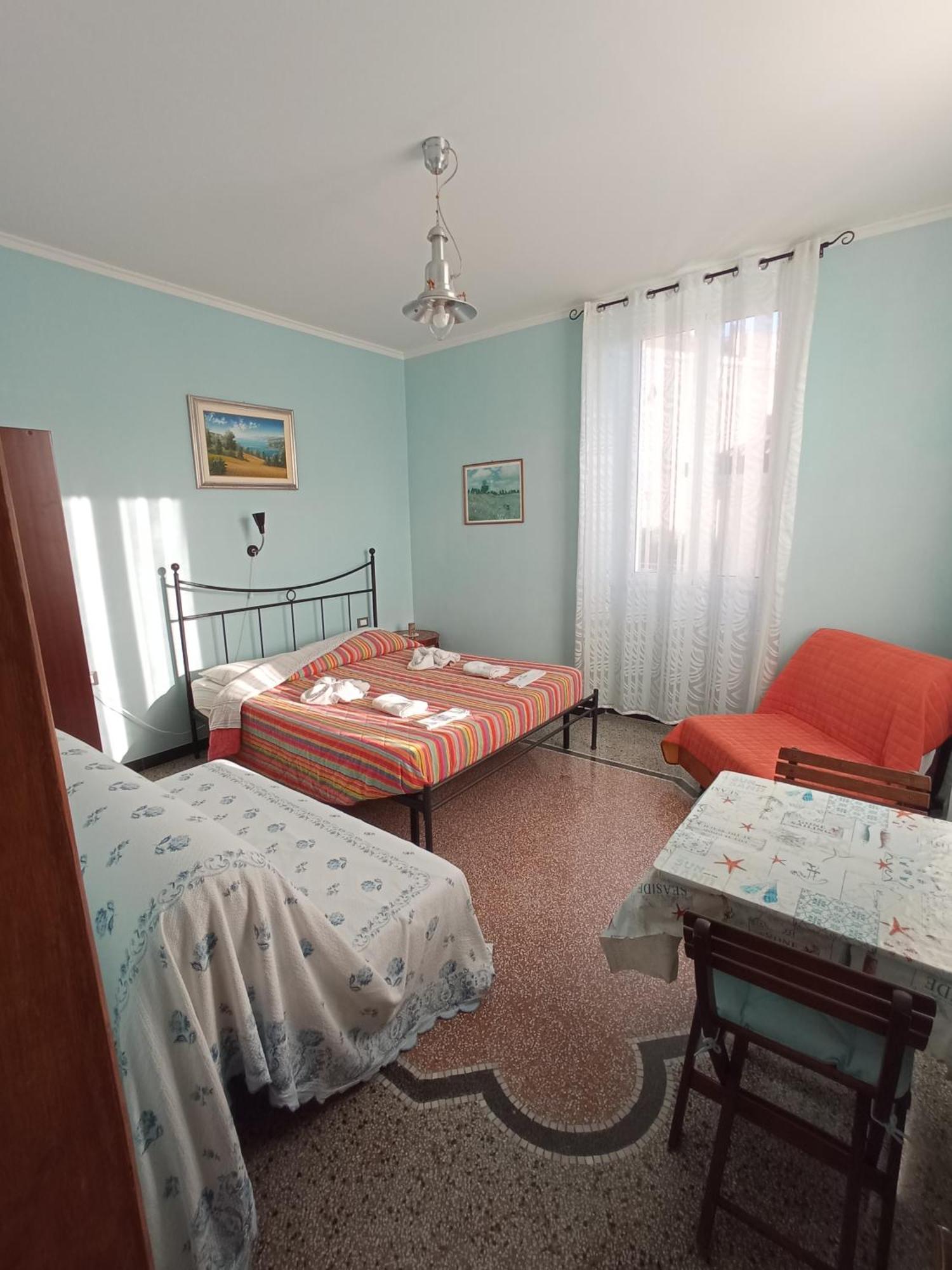 Au Cavettu B&B ヴァラッツェ エクステリア 写真